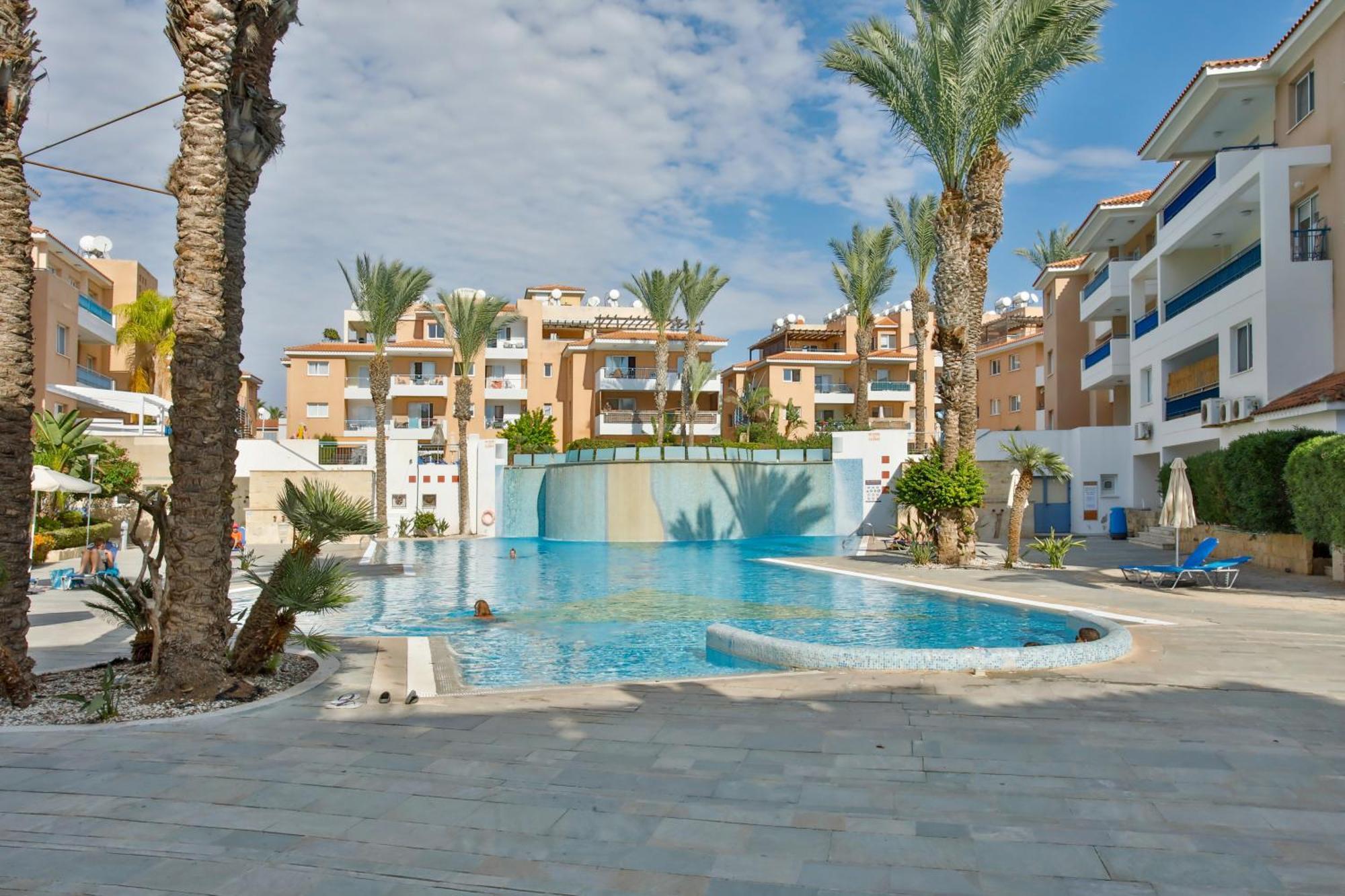 Будинок відпочинку Casa Del Sol Townhouse In Iris Village *