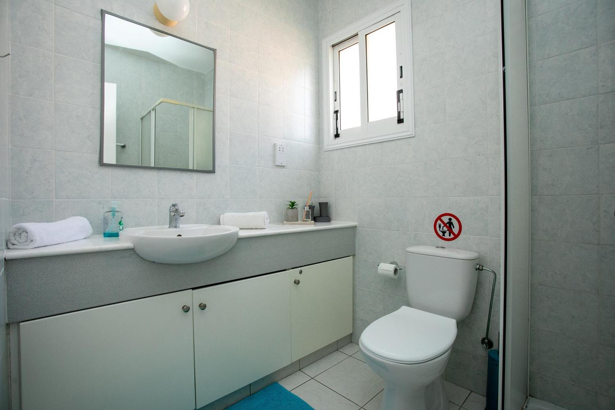 Casa Del Sol Townhouse In Iris Village Пафос